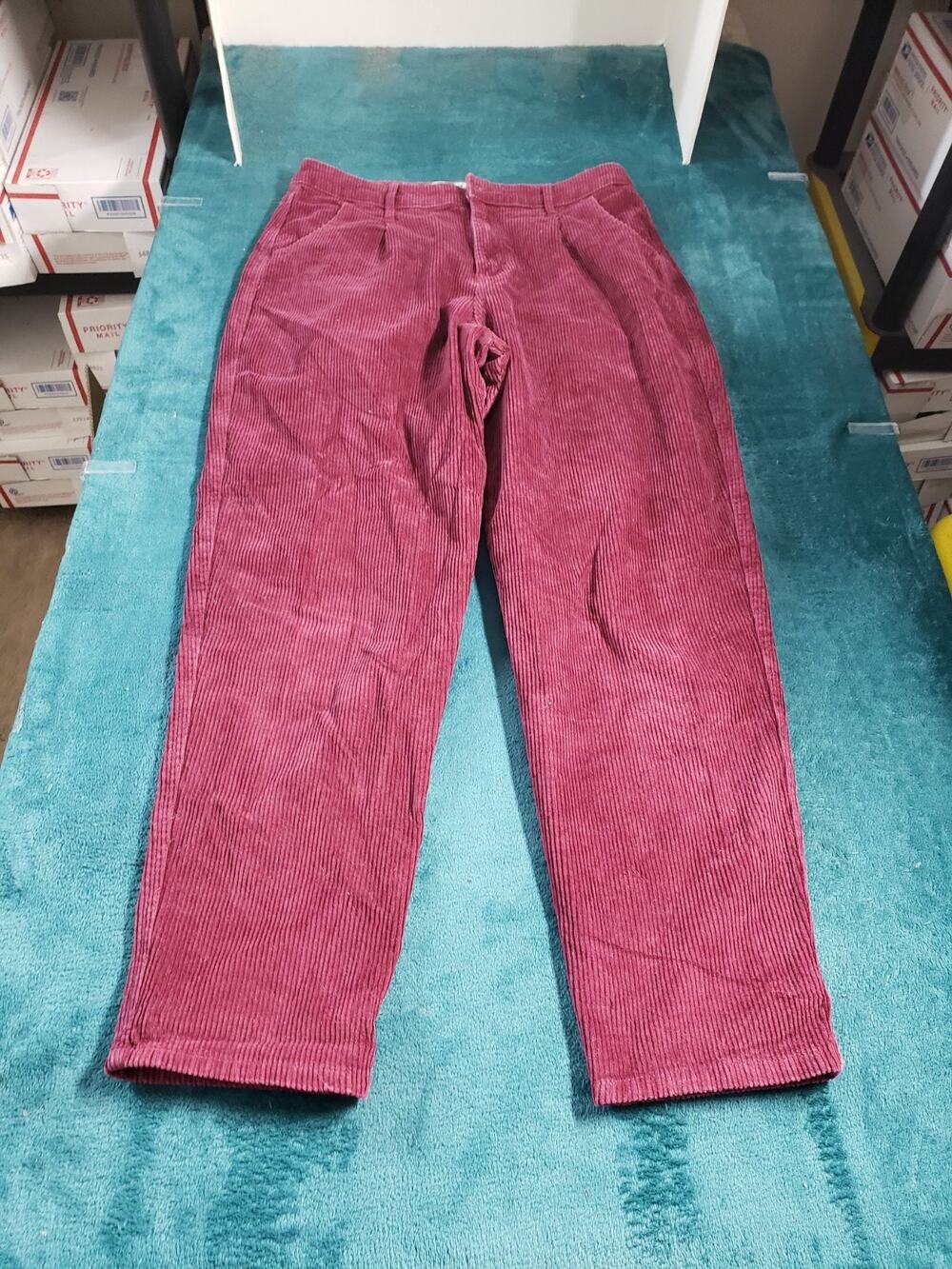 Hollister Jeans Size 9 Women Red Pants Stretch Corduroy High Rise Wide leg Ankle